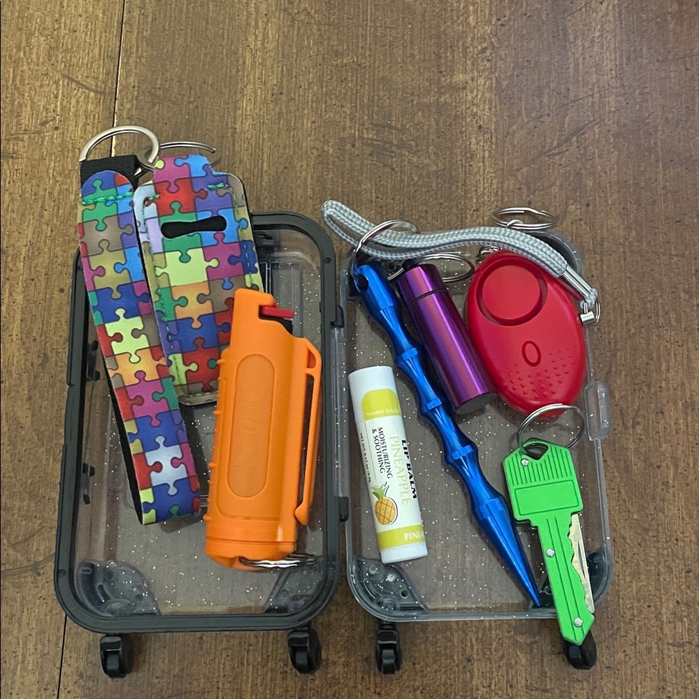 NWOT Autism Awareness Self-Defense Keychain Set